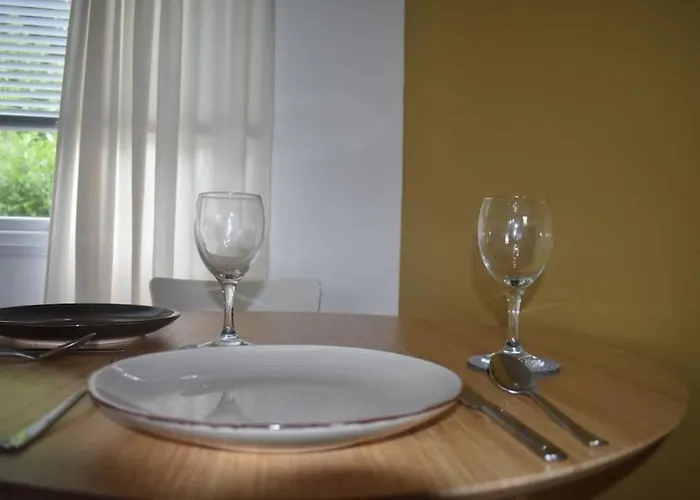 Semesterbostad Onder De Eik *