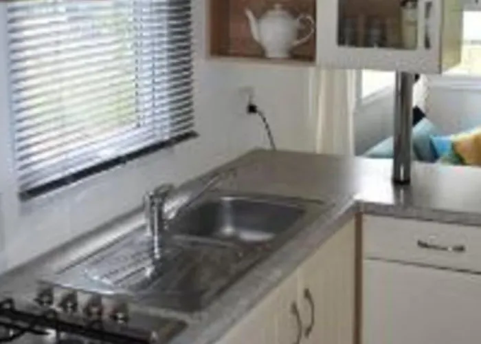 Onder De Eik Semesterbostad